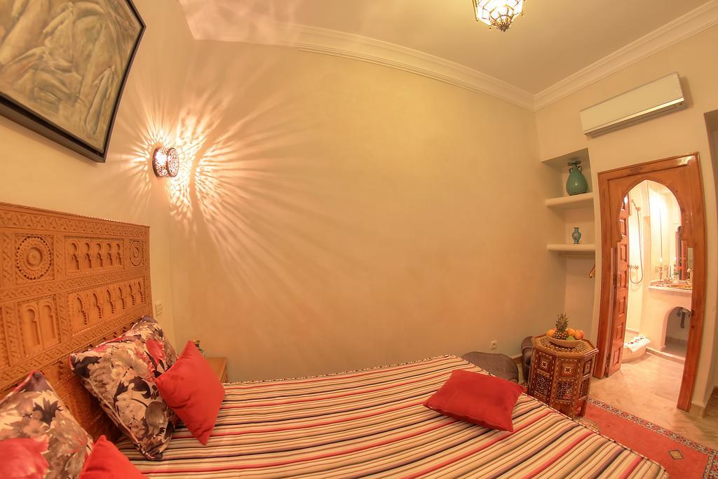 Dar Tasnime Hotel Marrakesh Room photo