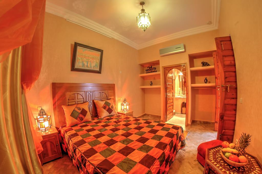 Dar Tasnime Hotel Marrakesh Room photo